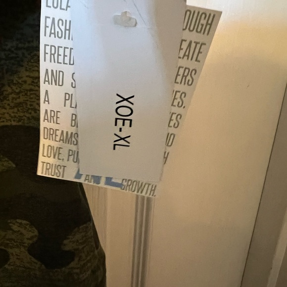 Camo - Picture 4 of 5